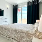 Bratanov Asteria Family Apartman *