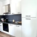 Bratanov Asteria Family Apartman
