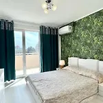 Bratanov Asteria Family Apartman *