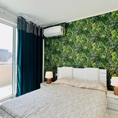 Bratanov Asteria Family