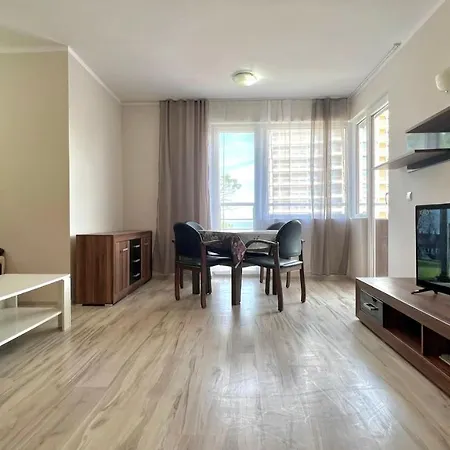 Bratanov Asteria Family *