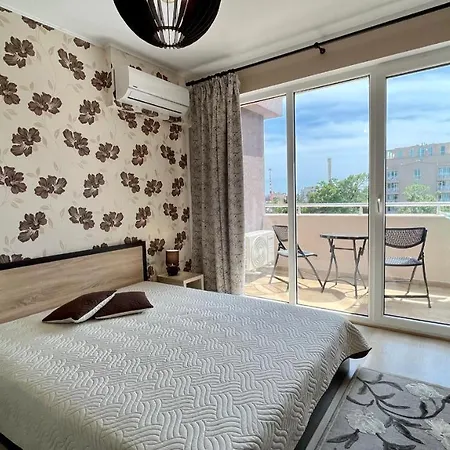 Bratanov Asteria Family Apartament