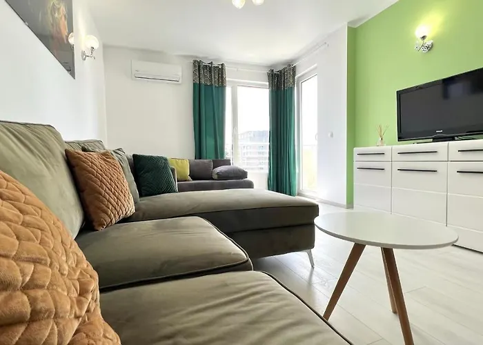 Bratanov Asteria Family