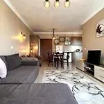Bratanov Asteria Family Apartment