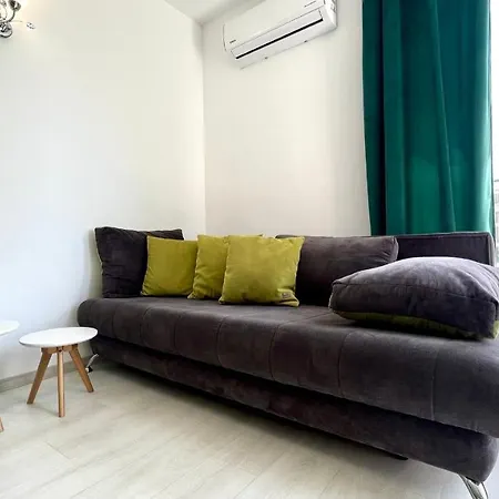 Apartament Bratanov Asteria Family