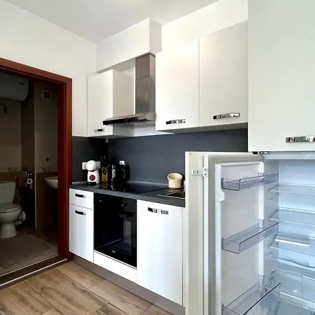 Bratanov Asteria Family Apartmán *