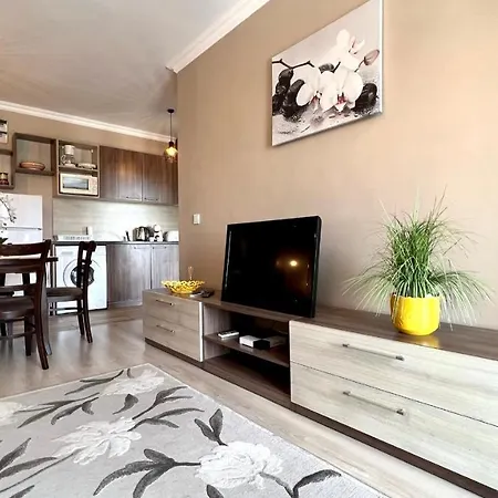 Bratanov Asteria Family Slantchev Briag