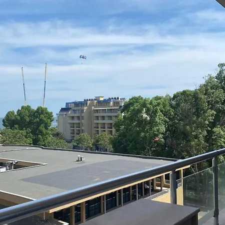 公寓 Bratanov Asteria Family *