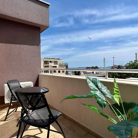 Bratanov Asteria Family Appartement