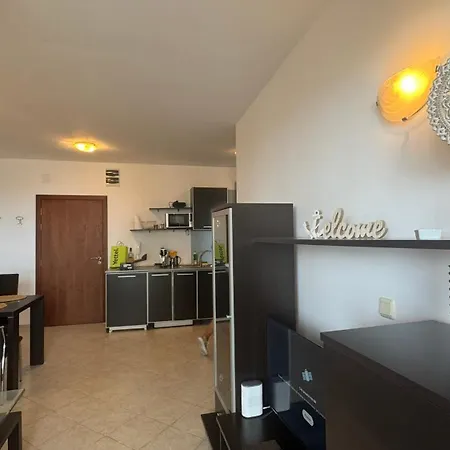 Bratanov Asteria Family Apartment *