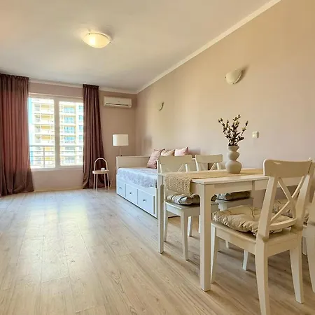Apartmán Bratanov Asteria Family