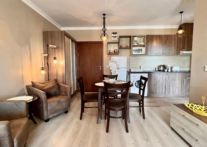 Bratanov Asteria Family Slantchev Briag