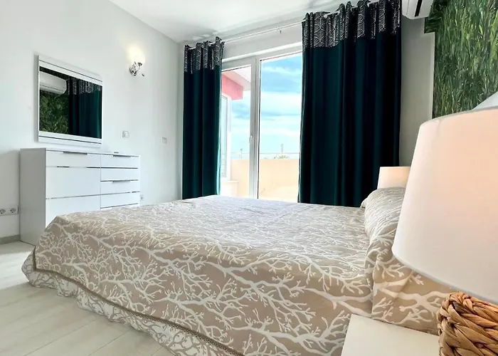 Bratanov Asteria Family Appartement *