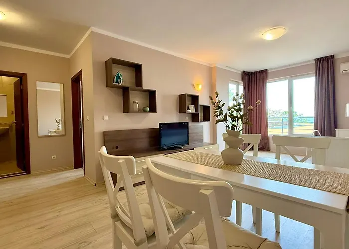 Bratanov Asteria Family Appartement *